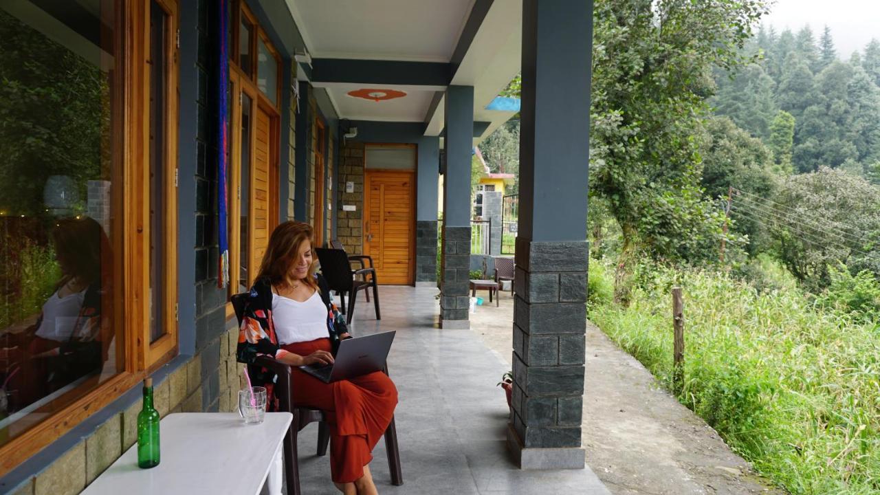 Angela'S Boutique Homes Dharamkot Dharamshala Exterior photo